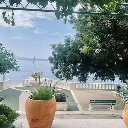 Apartment In With Sea View, Terrace, Air Conditioning, Wifi 3812-4 *